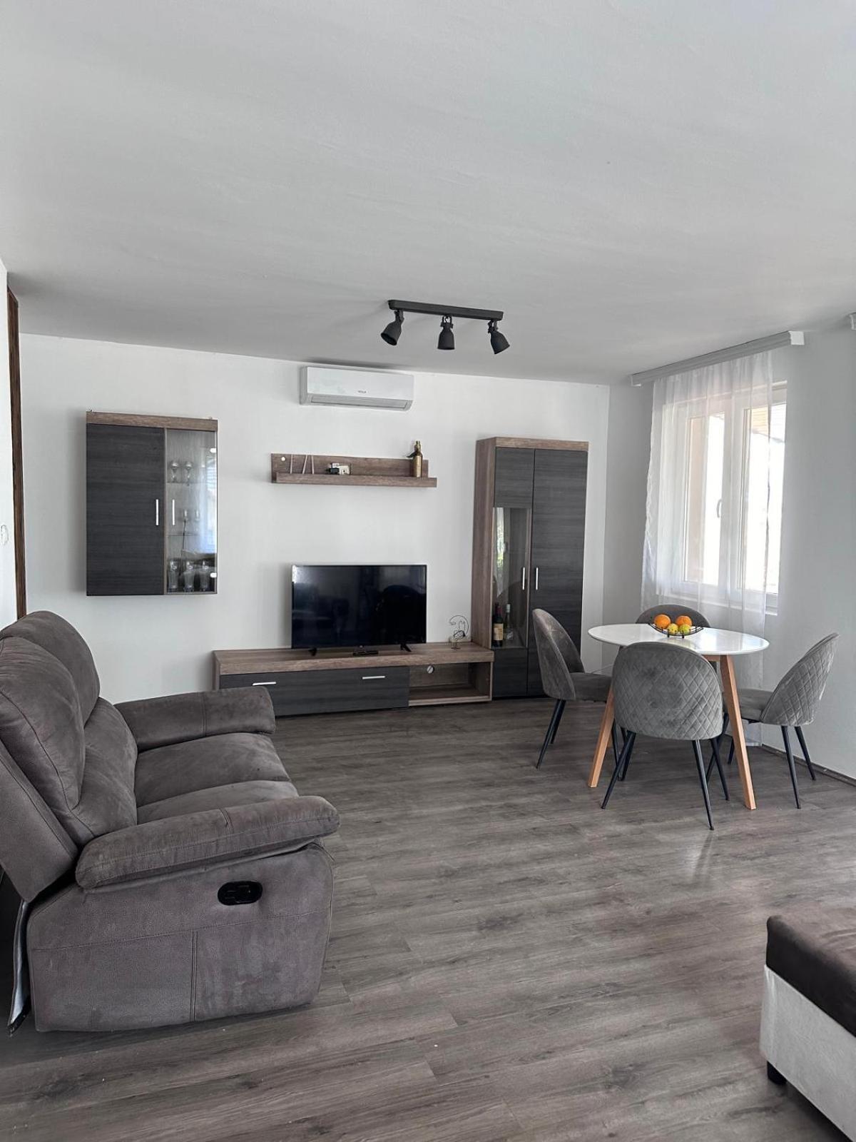 Holiday home Borova Bajka